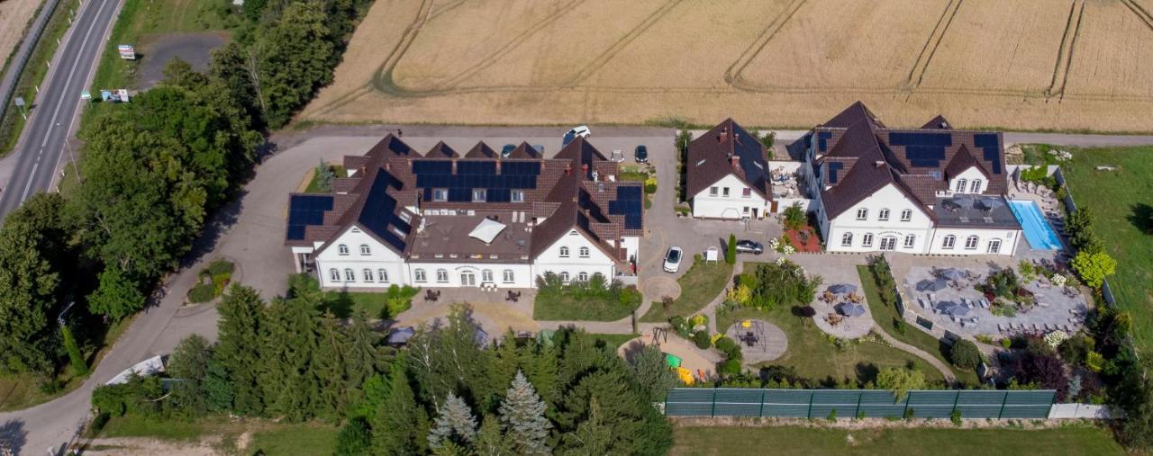 Hotel Jarzebinowy & Braniewo