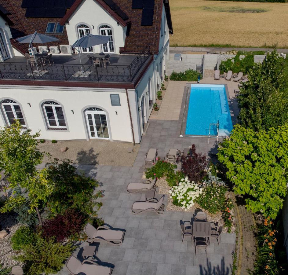 Hotel Jarzebinowy &